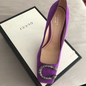 Women’s Gucci pumps